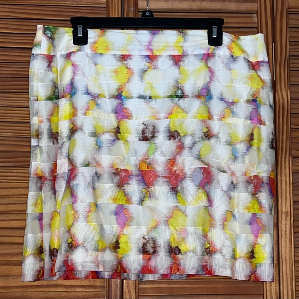 Ann Taylor Size 14 Multi Colored Silk Blend Watercolor Lined‎ Skirt